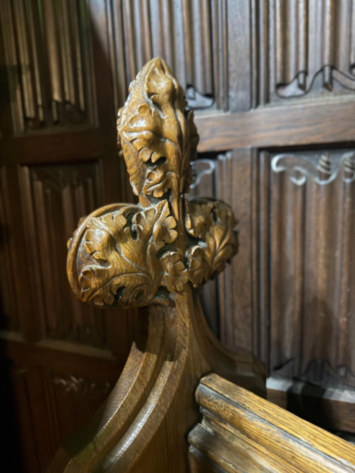 Antique Hand Carved Gothic Oak Bench – Church Pew / Hall Seat photo for sale