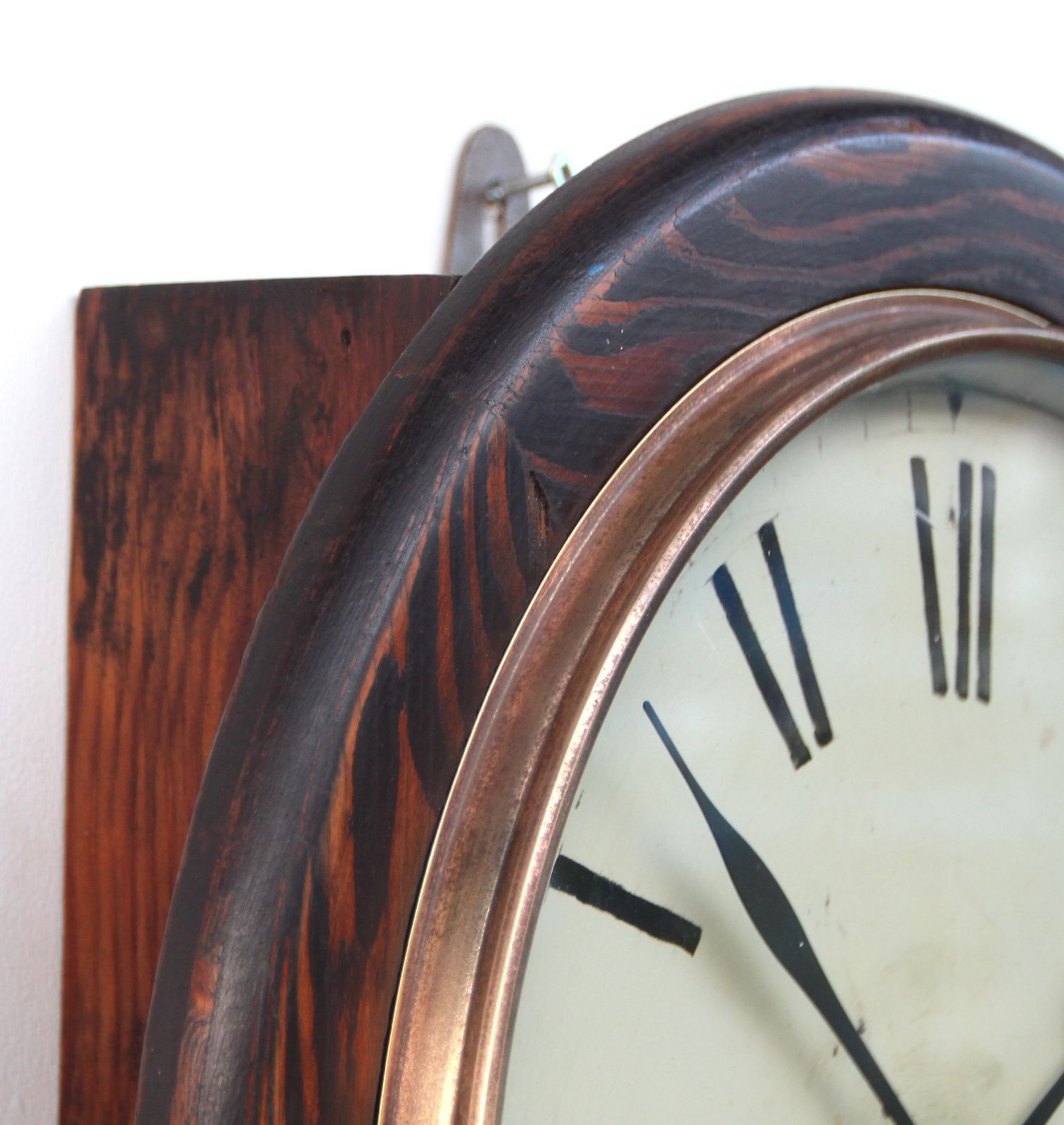 285.0 Large 39cm Dated 1943 Railway Wall Clock Factory. Fully Guaranteed photo