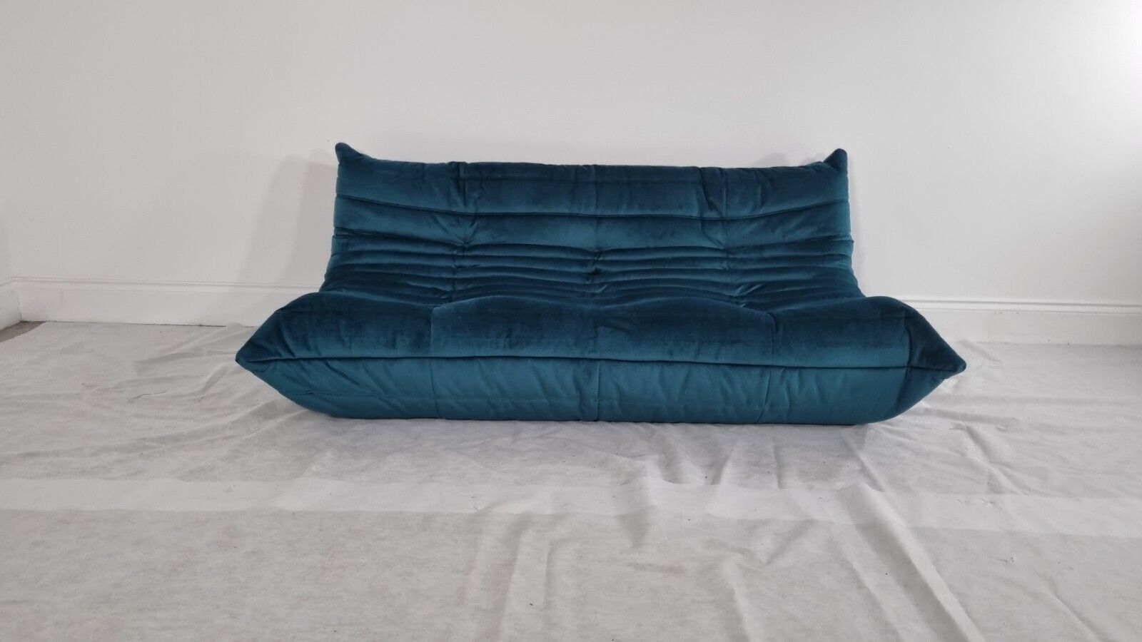 Ligne Roset 3 Seater Togo In Green Teal Velvet Immaculate Condition photo Furniture