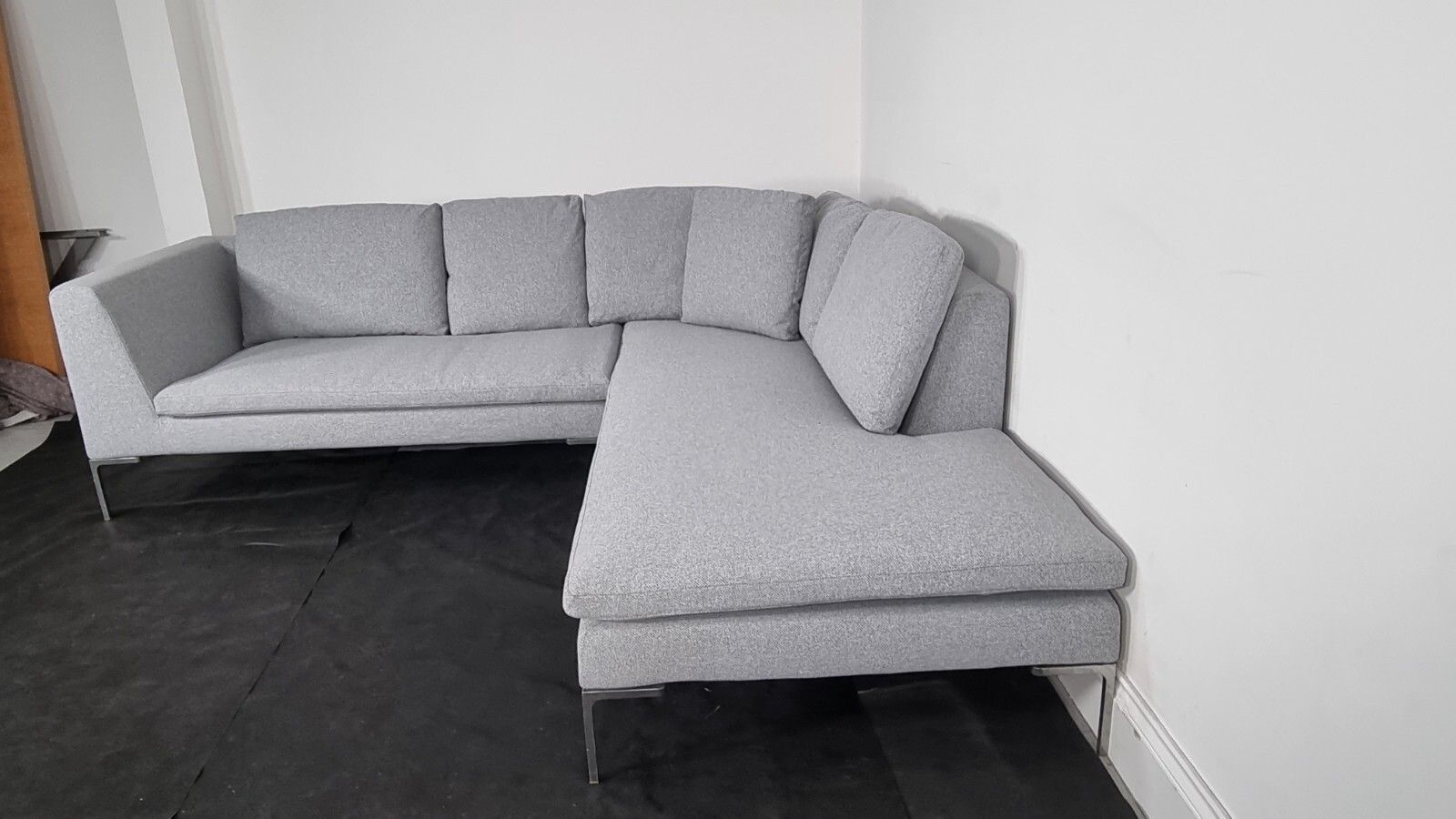 Bb Italia Charles In Luxurious Soft Feel Woven Fabric In Mid Grey Stunning Condi photo 6600.0