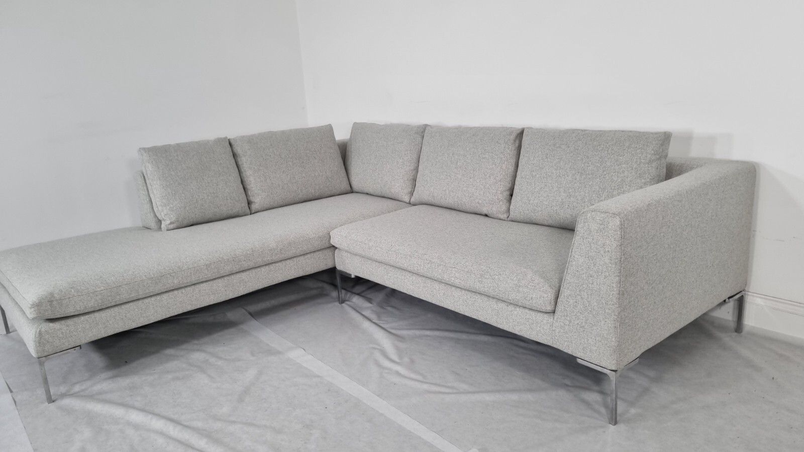 photo for sale Bb Italia Charles L Shape In Luxuriously Soft Light Grey Wool Impeccable Cond