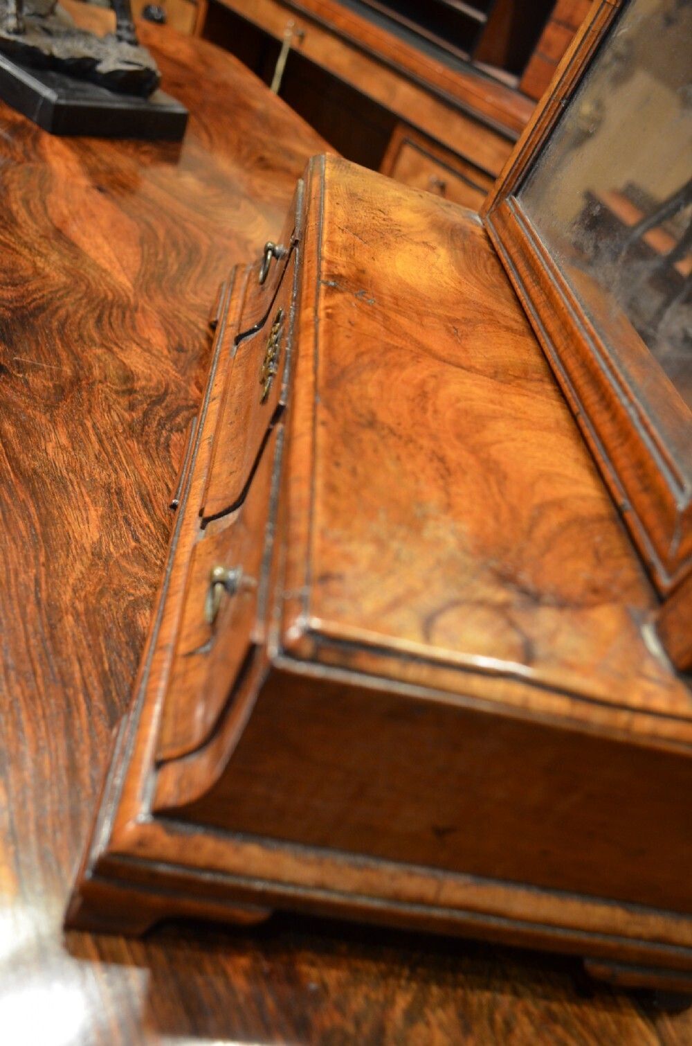 photo furniture Early 18th Century Walnut Dressing Mirror.