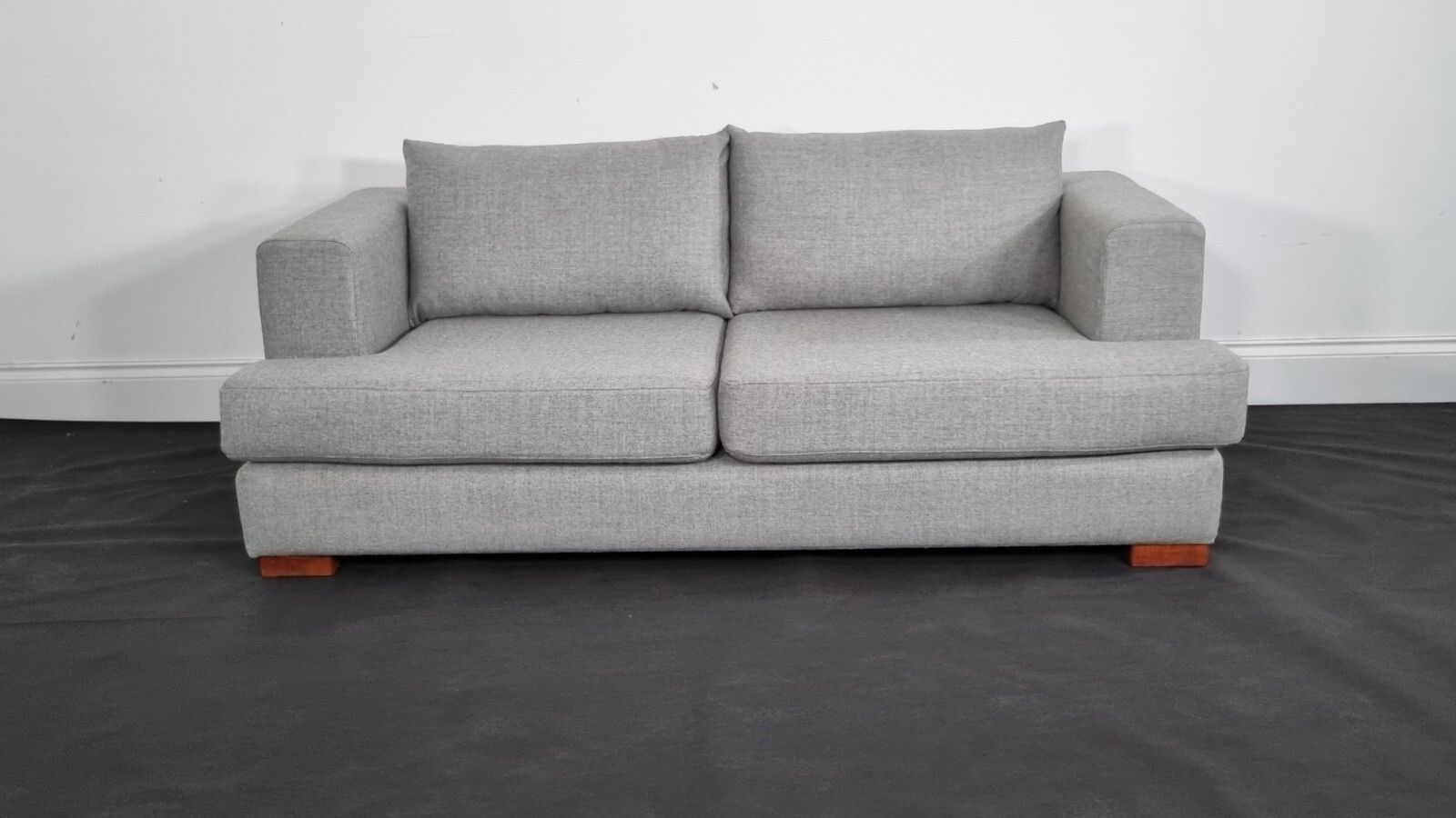 Ligne Roset "Castelbajac" Sofa In Light Grey Wool Impeccable Condition photo vintage