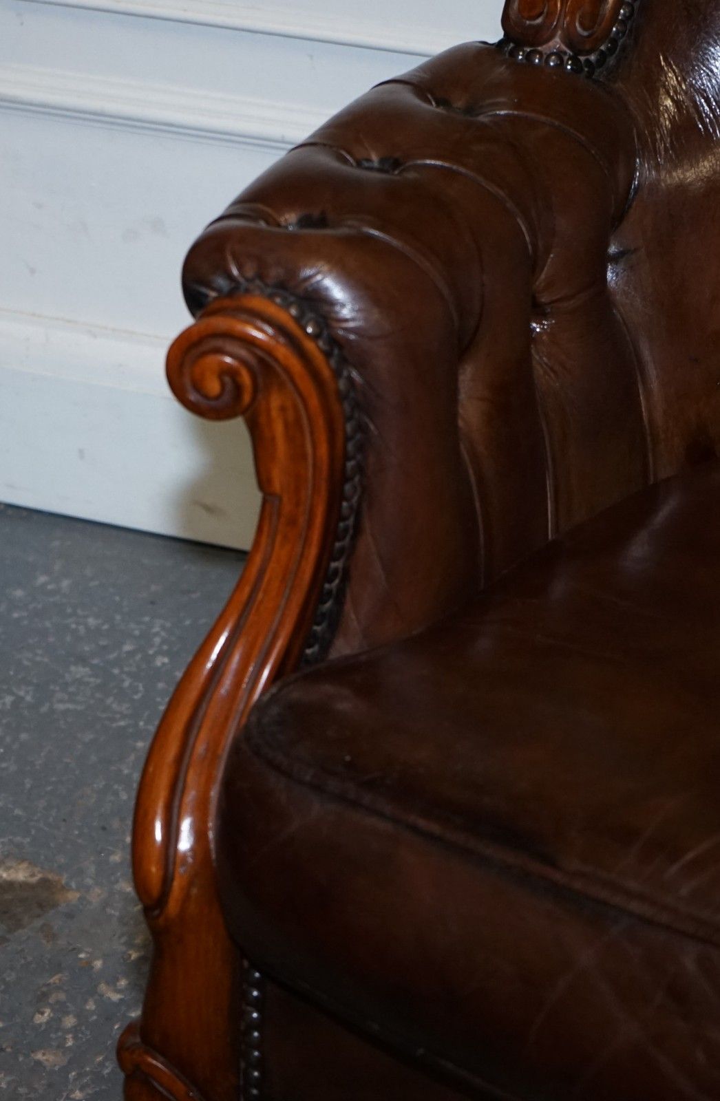 Antique Show Framed Victorian Chesterfield Dyed Leather Armchair & Footstool photo vinterior