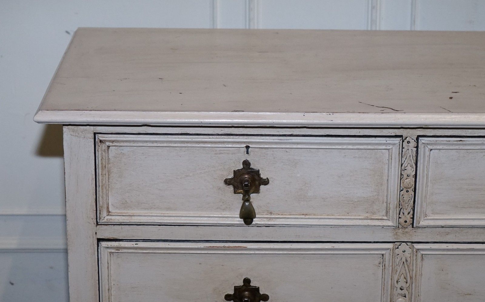 Antique Victorian Hand Painted Ivory White Chest Of Drawers With Brass Handles photo Furniture
