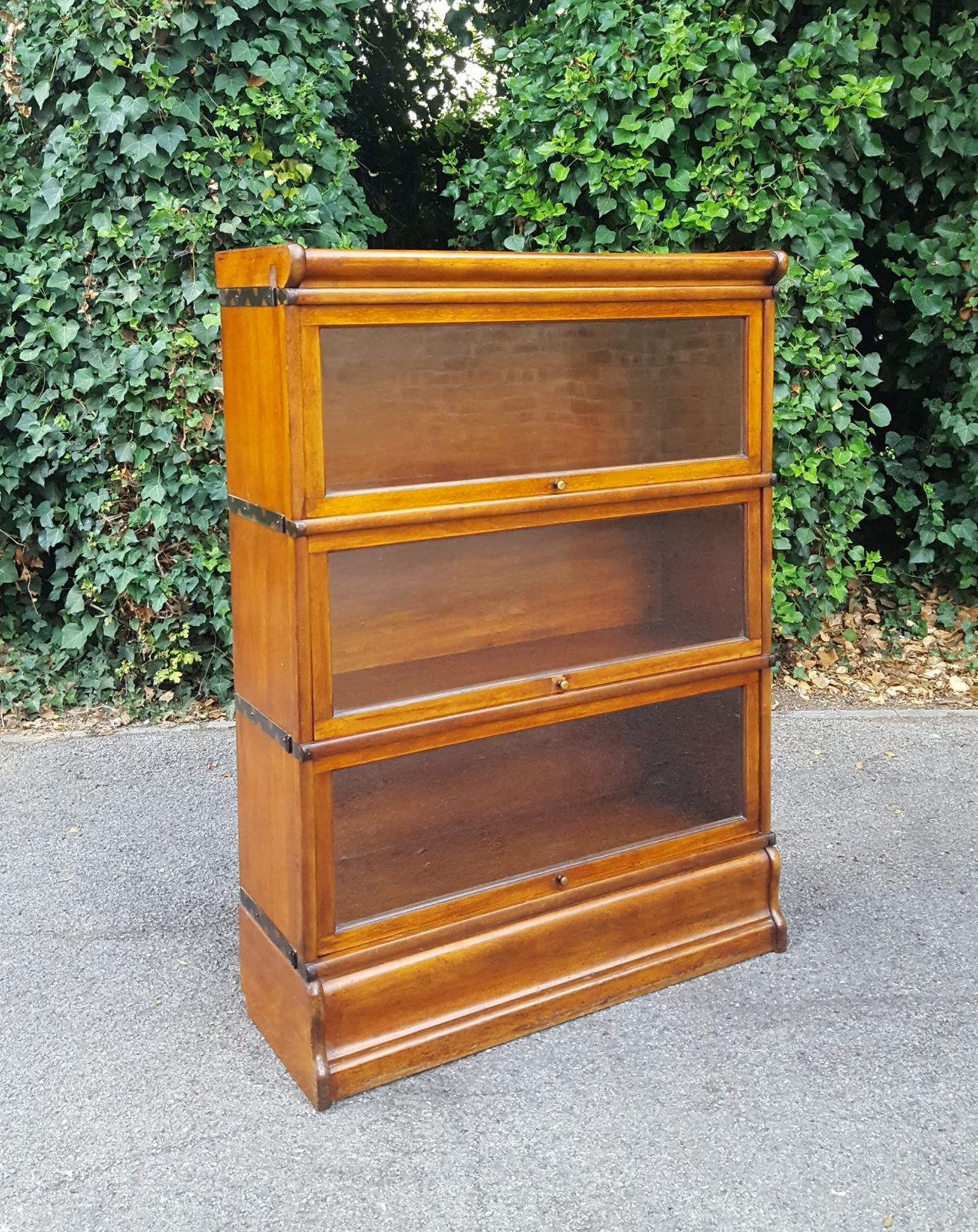 The Globe Wernicke Co Elastic Bookcases Cincinnati USA