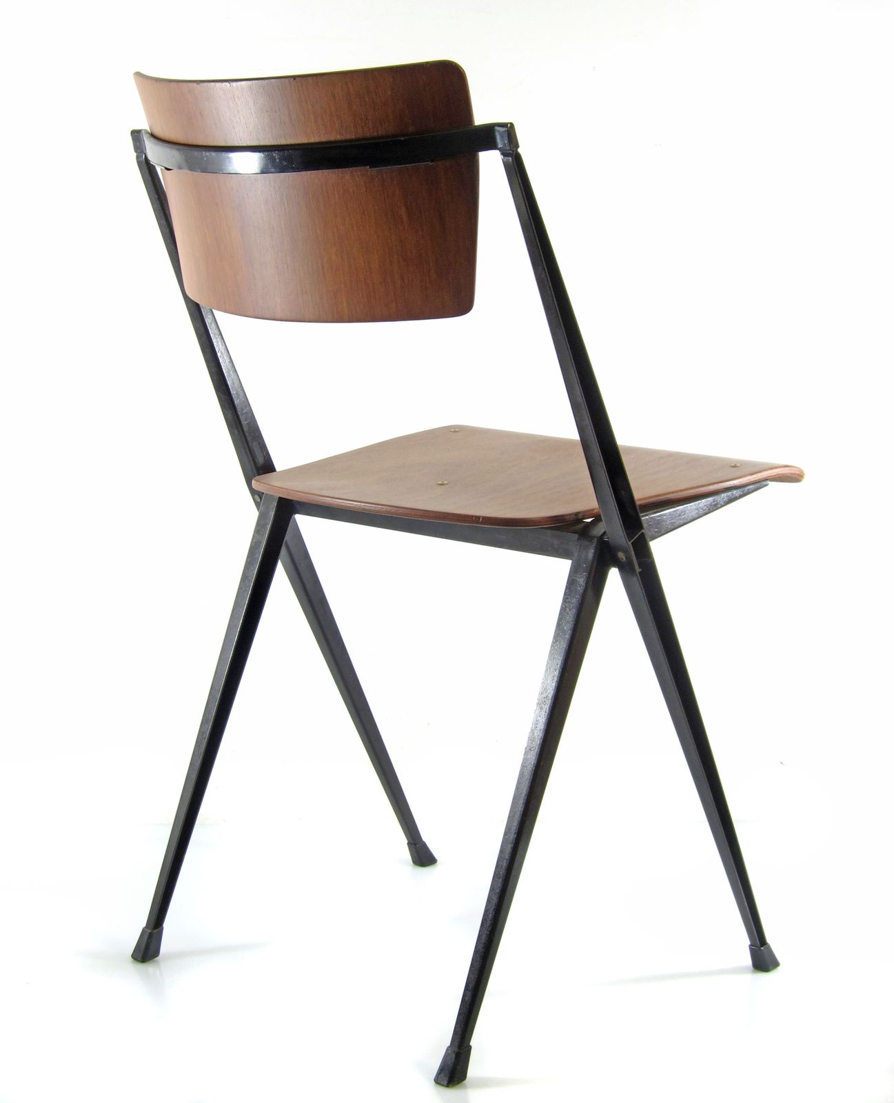 Wim Rietveld "Pyramid" Chair – Ontwerp Uit 1959 Voor Ahrend De Cirkel photo buy