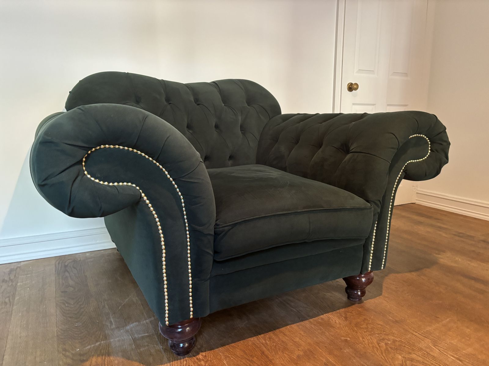 Oswald And Pablo Verdant Green Chesterfield Armchair photo for sale