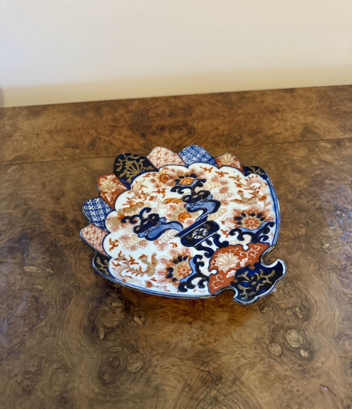 Fine Quality Unusual Antique Japanese Imari Fan Shaped Plate photo for sale