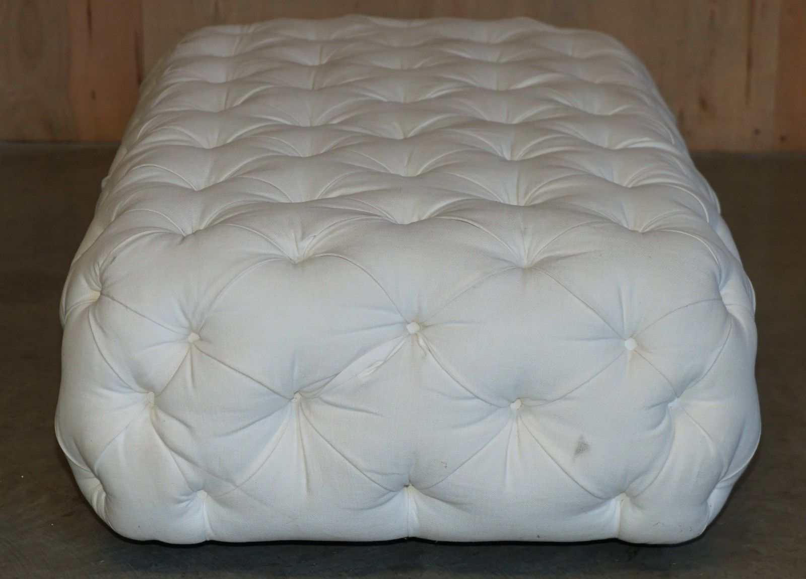 photo vinterior Rrp £6640 Extra Large George Smith Chesterfield Chelsea Knight Footstool Ottoman