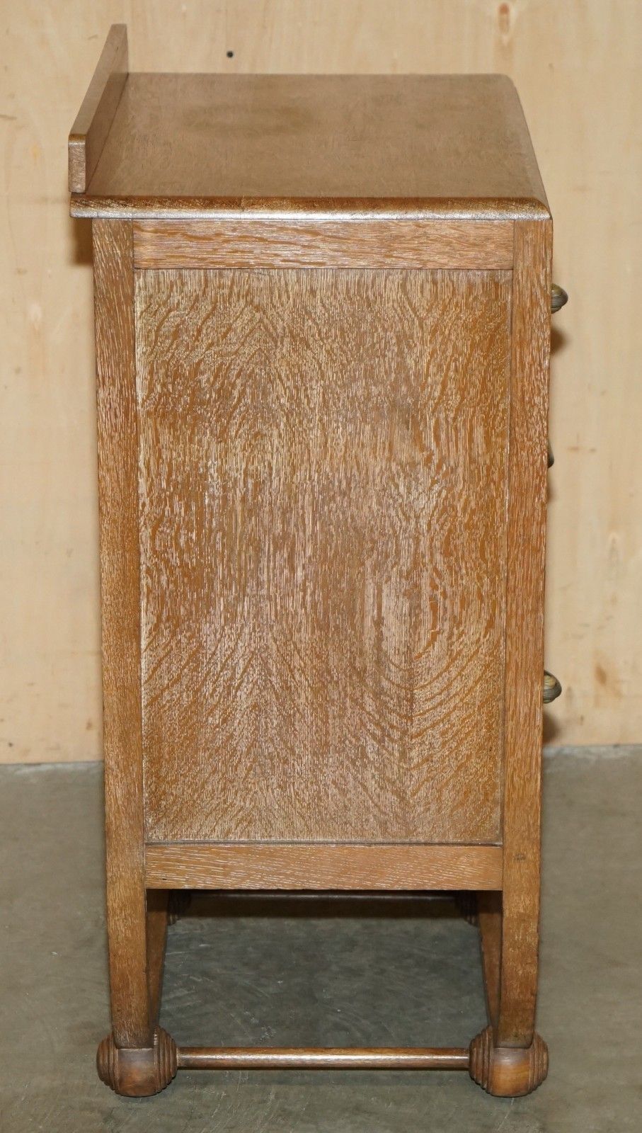 photo vinterior Art Deco Heals London Limed Oak Tall Chest Of Drawers Of A Large Suite