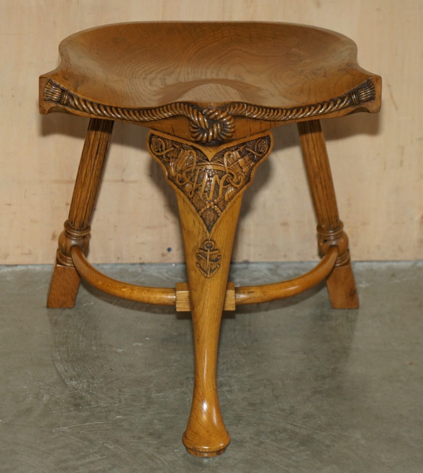 photo furniture 33/200 Stewart Linford Admiral Nelson Trafalgar Bicentenary H.M.S Victory Stool