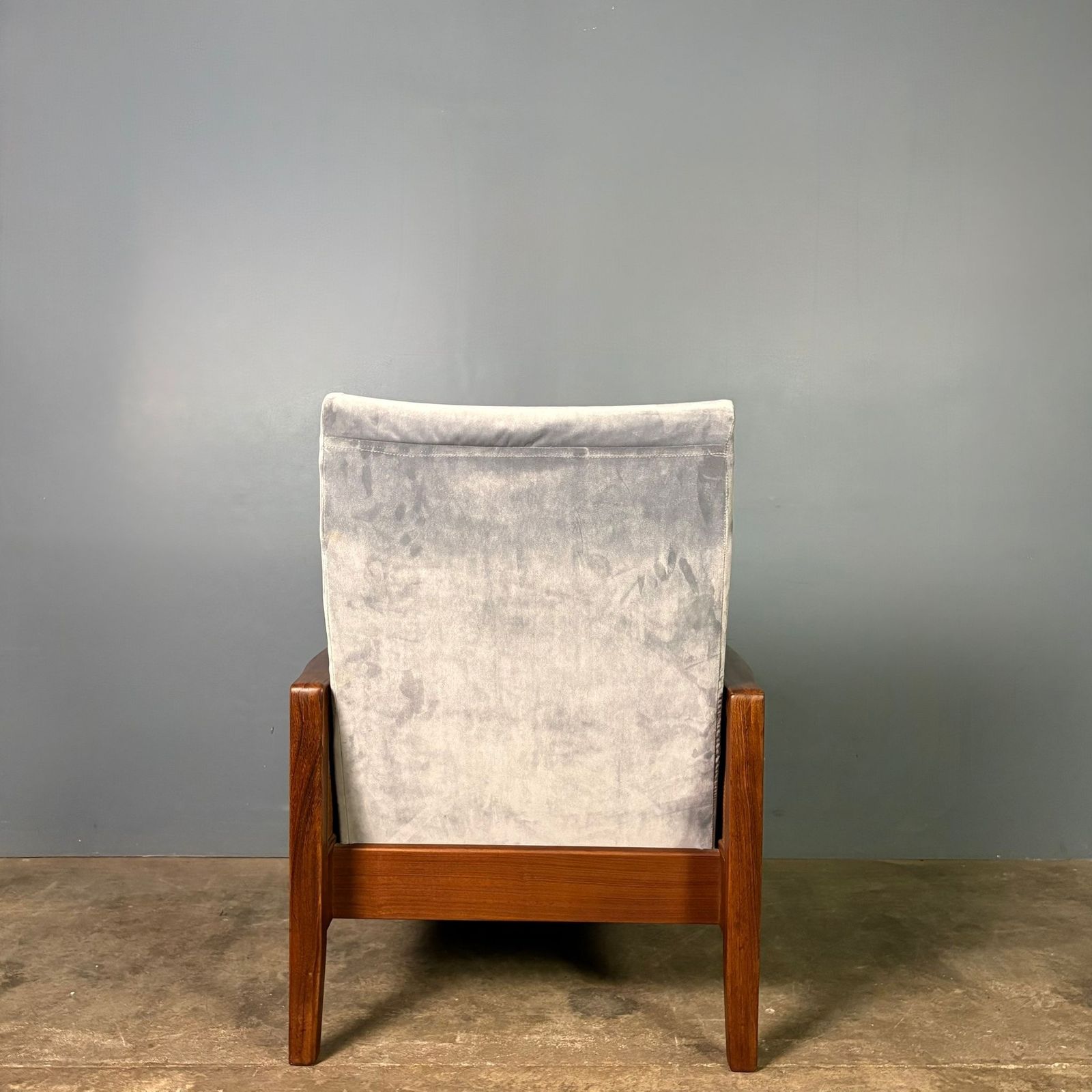 Guy Rogers Teak Lounge Chair Mid Century Retro Mcm photo vintage