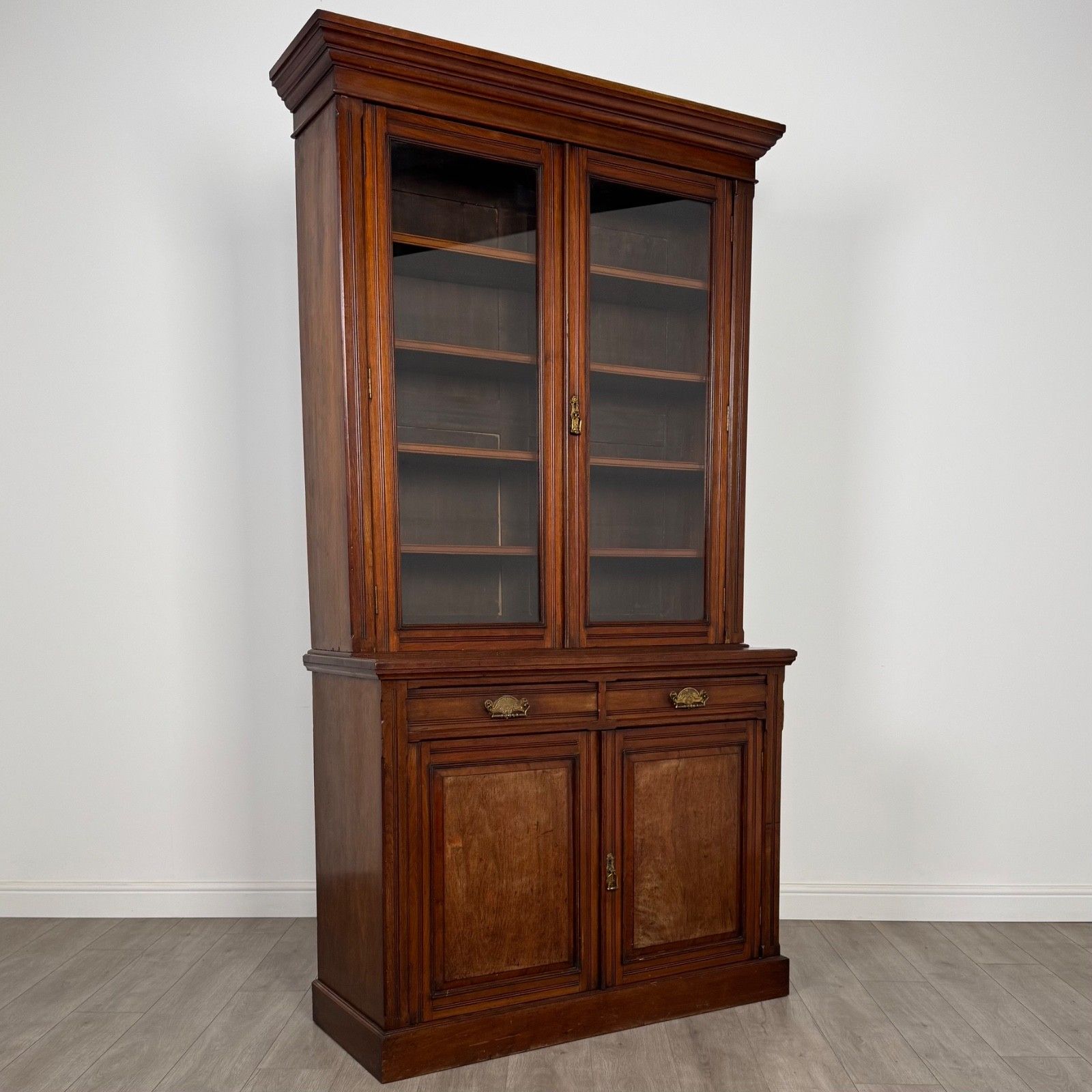 photo for sale Antique 20th Century Fine Quality Bookcase In Mahogany