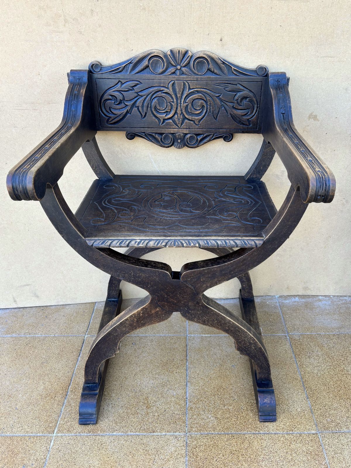 Pair Of Spanish Renaissance Revival Carved Savonarola Chairs, Early 20th Century photo buy