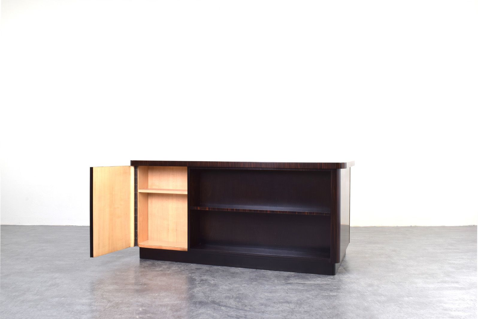 photo for sale Art Deco Desk By Bruno Paul For Deutsche Werkstätten Hellerau, 1920s