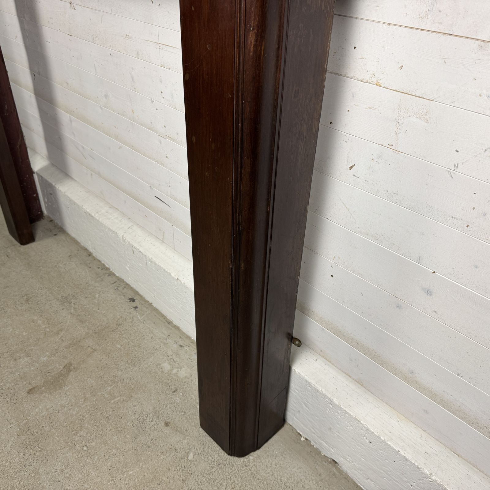 Reclaimed 1930’s Deco Mahogany Fire Surround photo vinterior