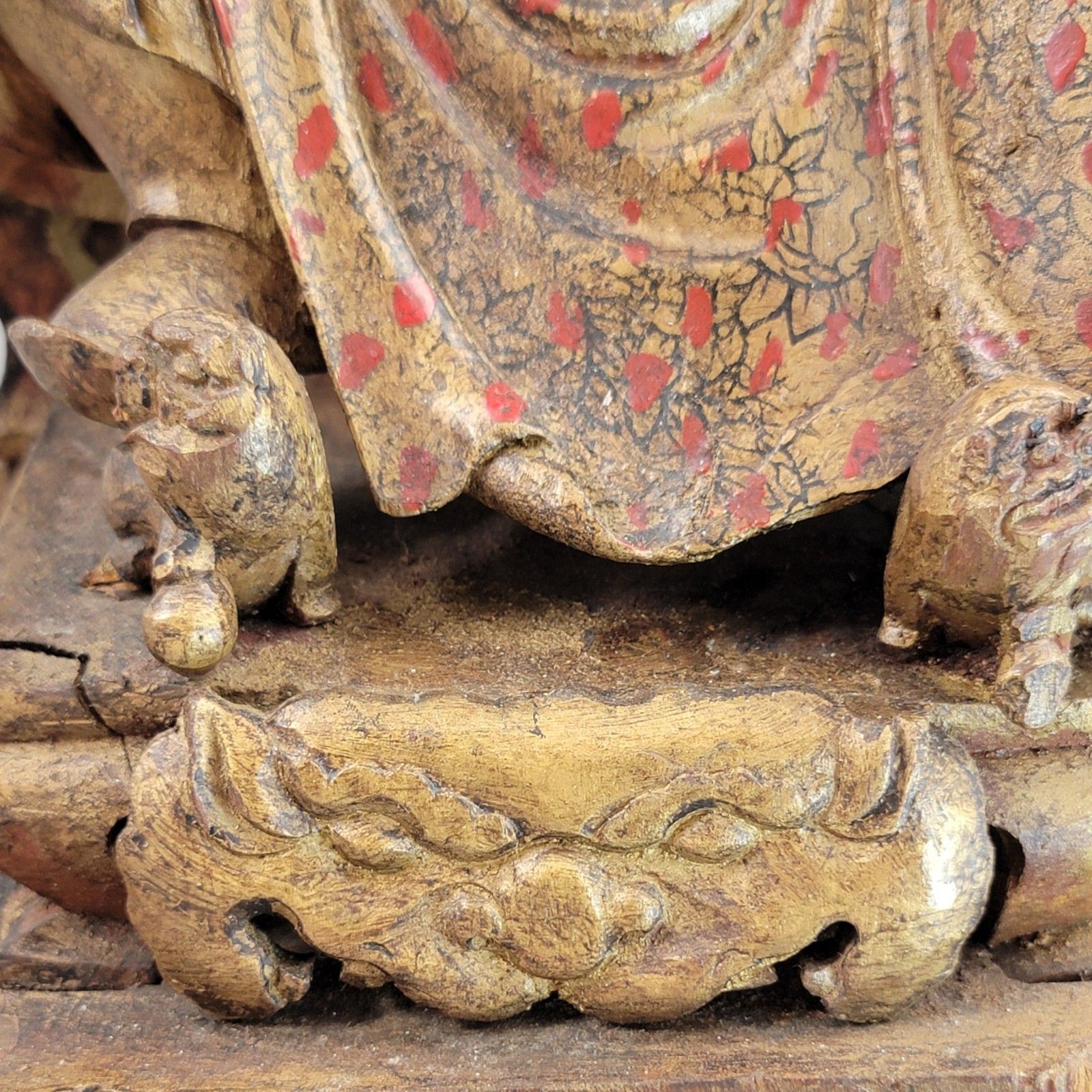 photo buy Early Chinese, Gilt, Painted Wood, Temple Figure, Civil Official, C.1650