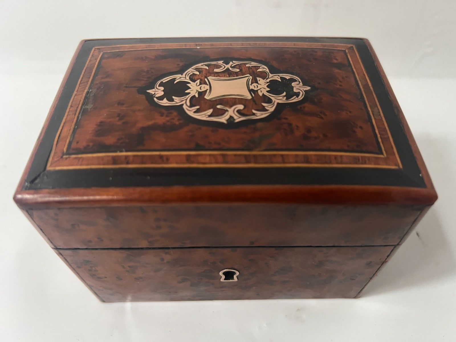 Small Thuya Wood Veneer Jewelry Box 20th Century