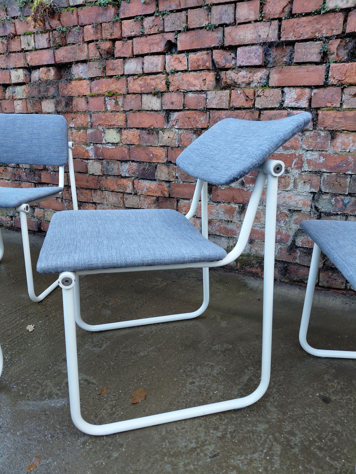 photo furniture Bauhaus Style Set Of 6 Dining Chairs Circa 1970s