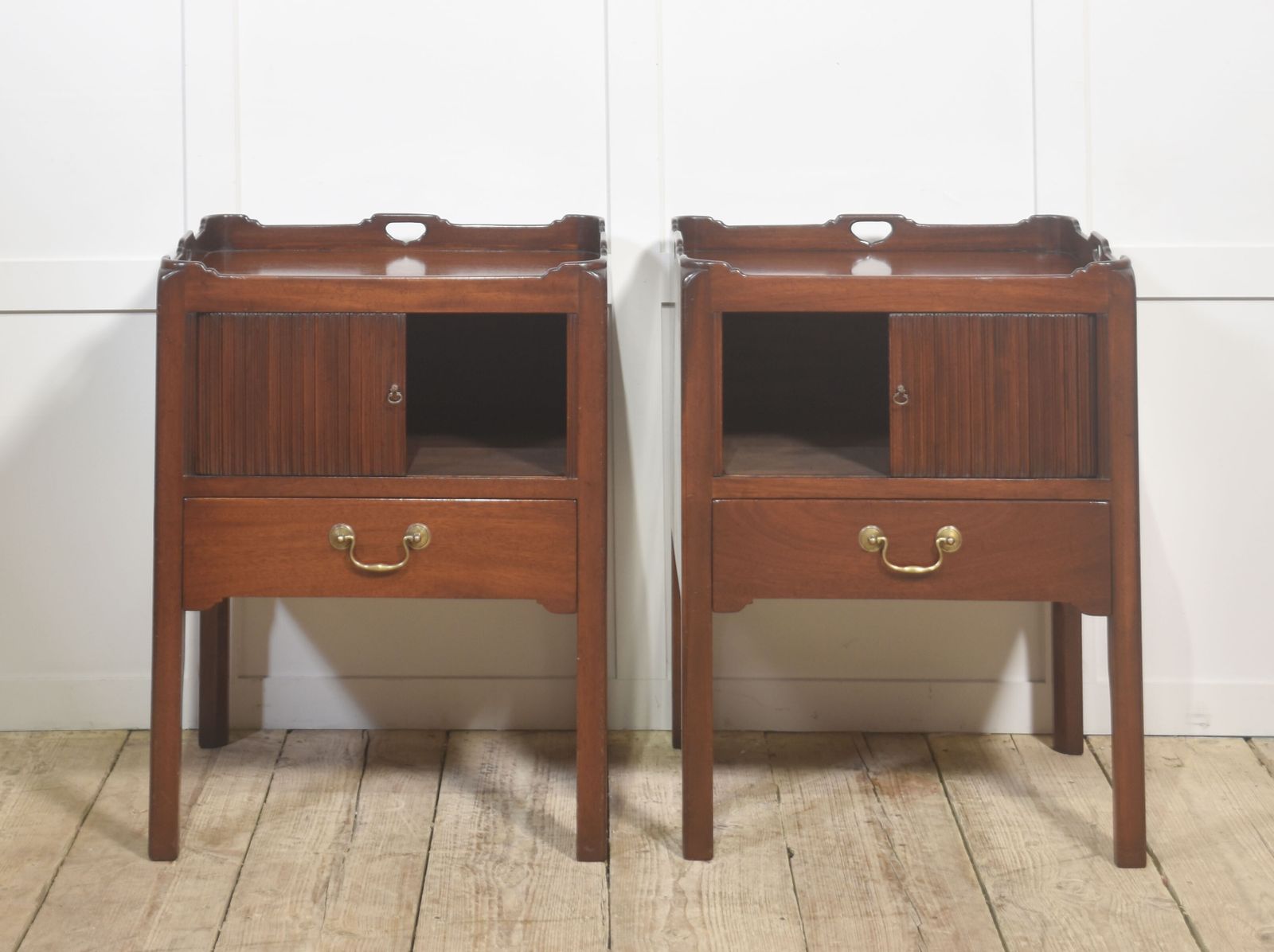 Pair Of Mahogany Tray Top Bedside Cabinets photo vintage