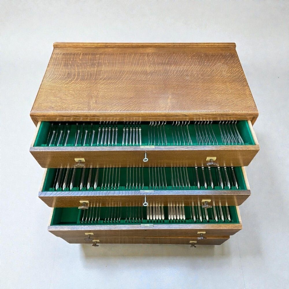 Art Deco 158 Piece Canteen Of Cutlery