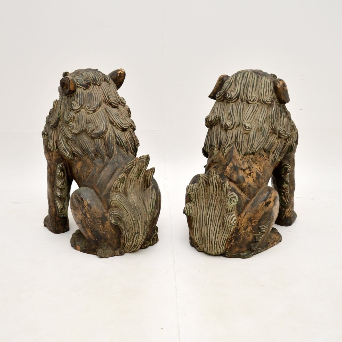 photo furniture Pair Of Antique Chinese Carved Wood Foo Dog Statues