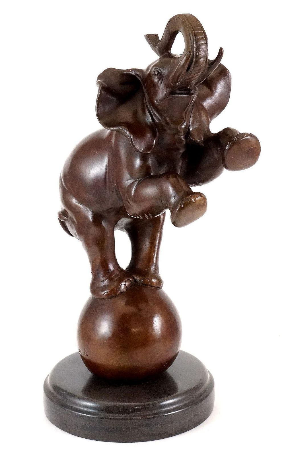 Rembrandt Bugatti In The Style Of Elephant On Ball And Ball, Animal Sculpture In Bronze photo 1710.0