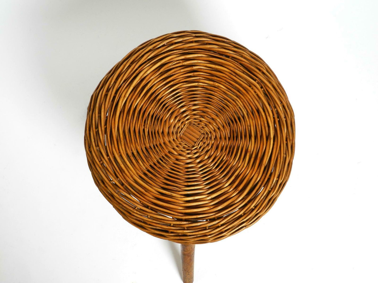 Original Large Mid Century Modern Rattan Stool With Wooden Legs By Tony Paul photo buy