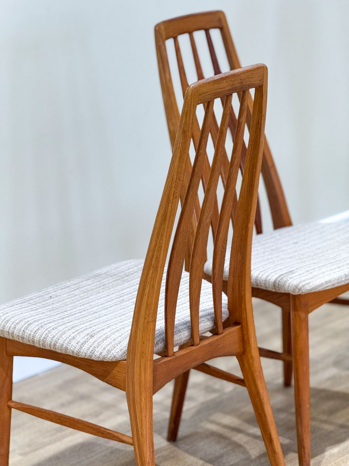 photo furniture A Set Of Four Eva Chairs By (Koefoed Hornslet)