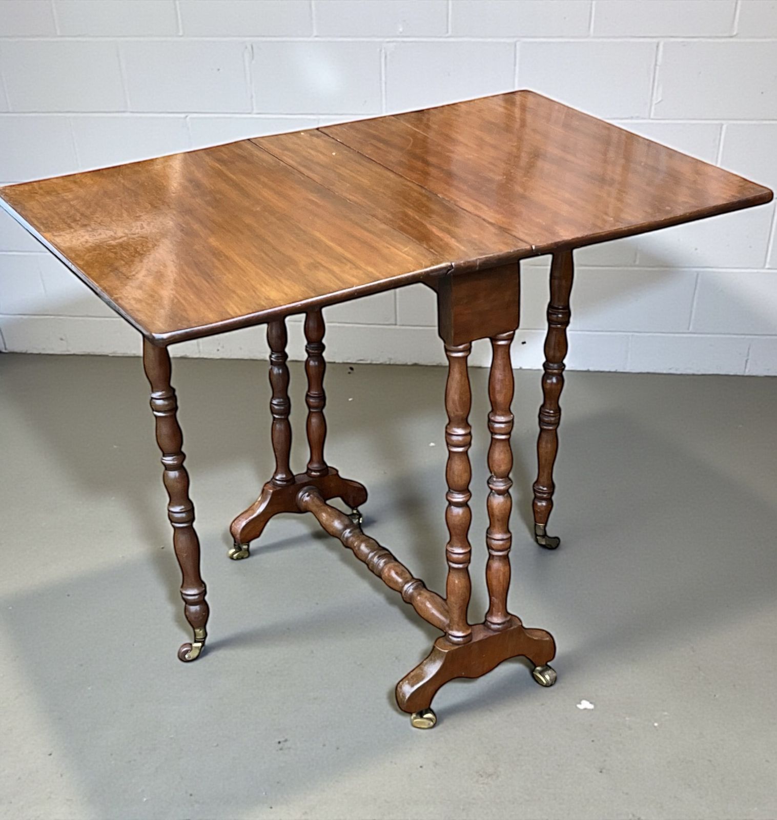 Antique Mahogany Sutherland Table