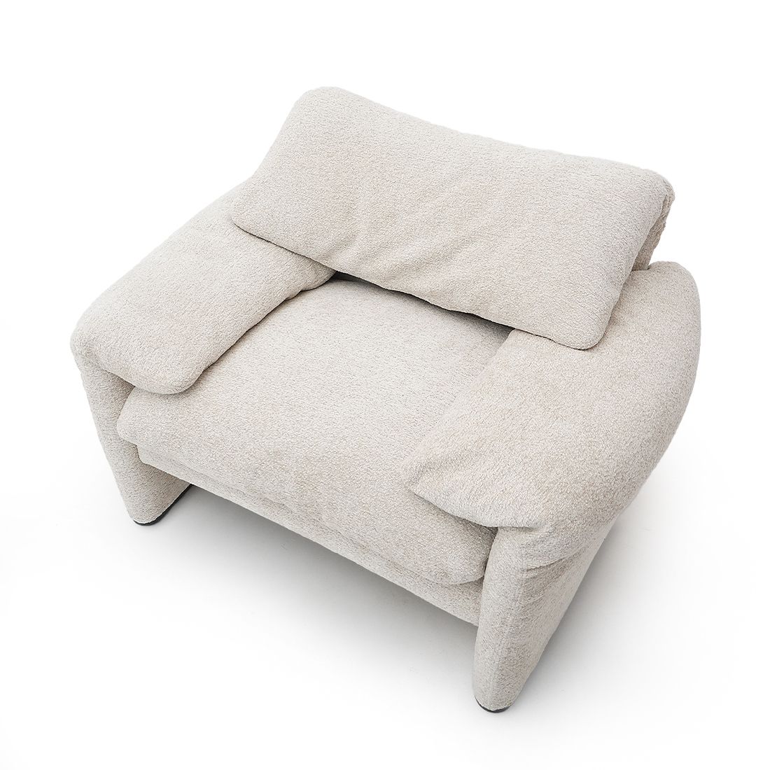 5065.0 “Maralunga” Armchair With Pouf By Vico Magistretti For Cassina, 1970s photo