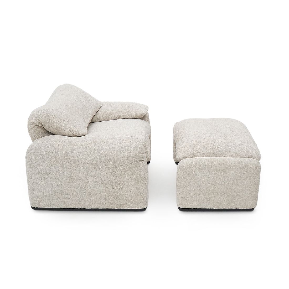 “Maralunga” Armchair With Pouf By Vico Magistretti For Cassina, 1970s photo furniture