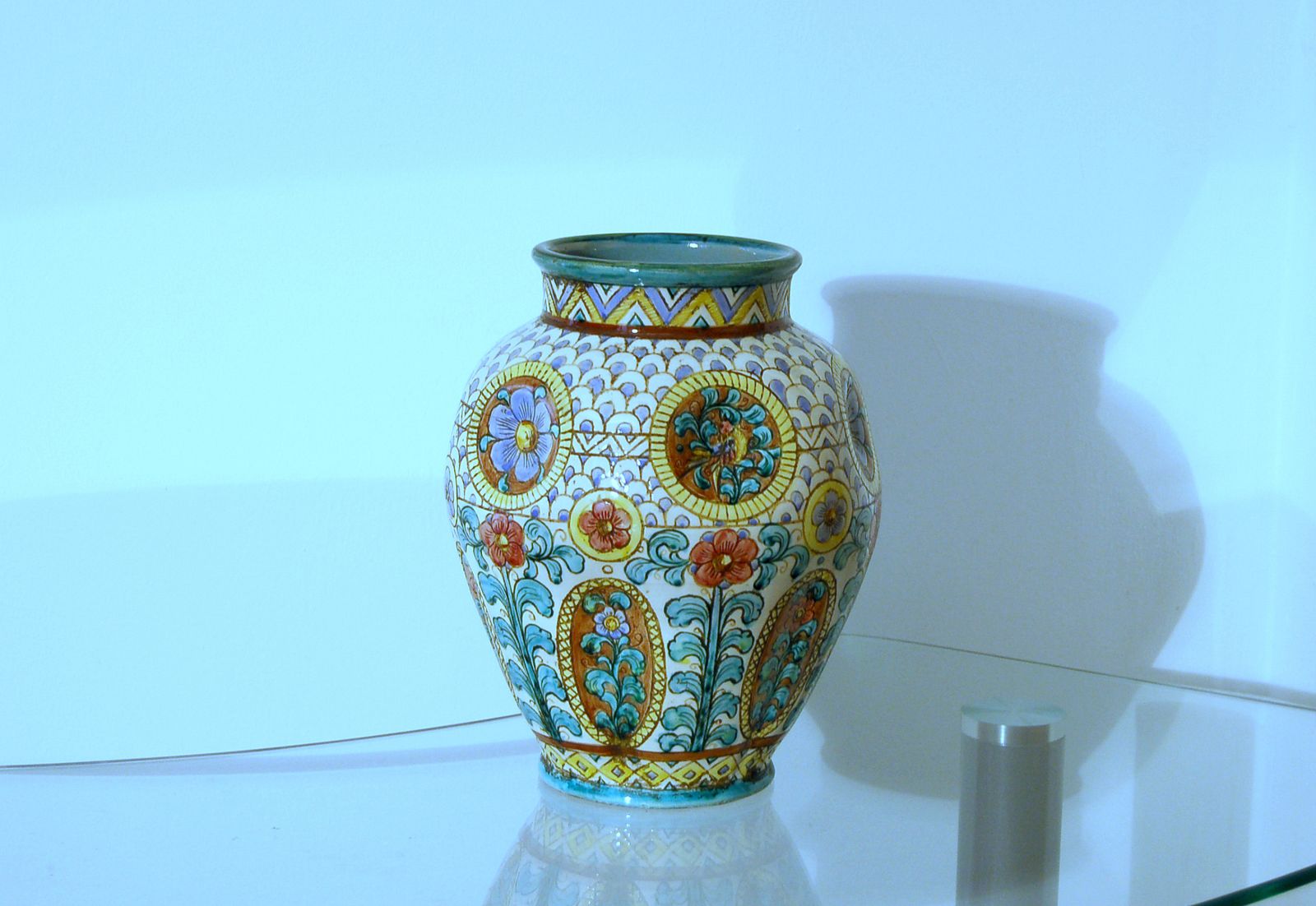 Majolica Vase Polychrome / Perugia Italy 1940 / Gualdo Tadino photo vintage