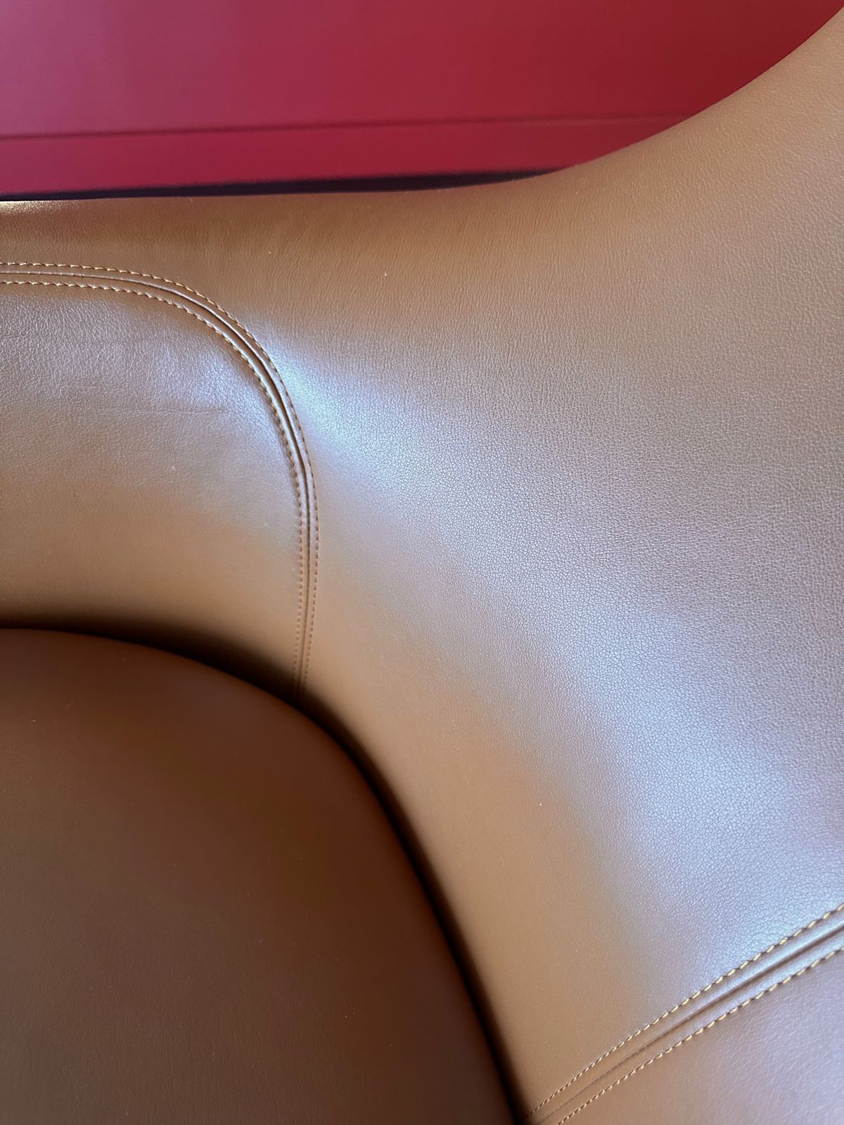 photo furniture Grand Repos & Ottoman Antonio Citterio