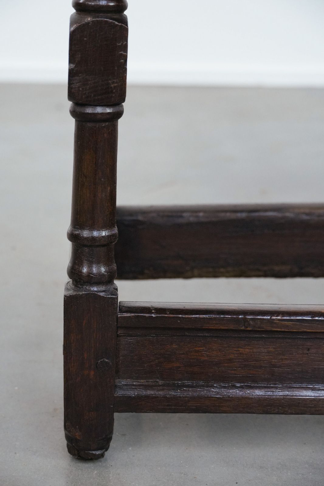Furniture Functional Charming Antique English Oak Joint Stool/Side Table/Stool From The 18th Century With A Luxurious Appearance photo