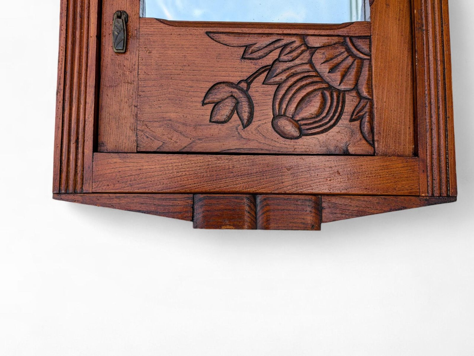 Large Art Nouveau Carved Oak Wall Cabinet With Mirror – Floral Motif –1920s photo vinterior
