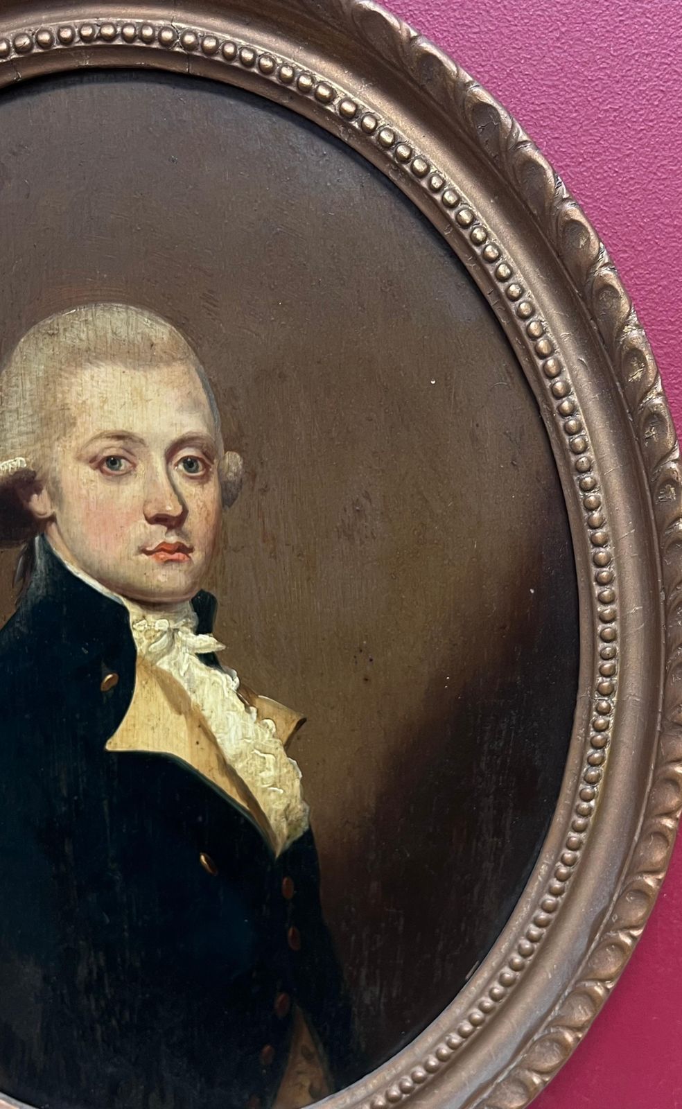 Antique English Schoolfine 1800's English Oil On Panel Portrait Of A Georgian Gentleman In Oval Frame photo 1522.0