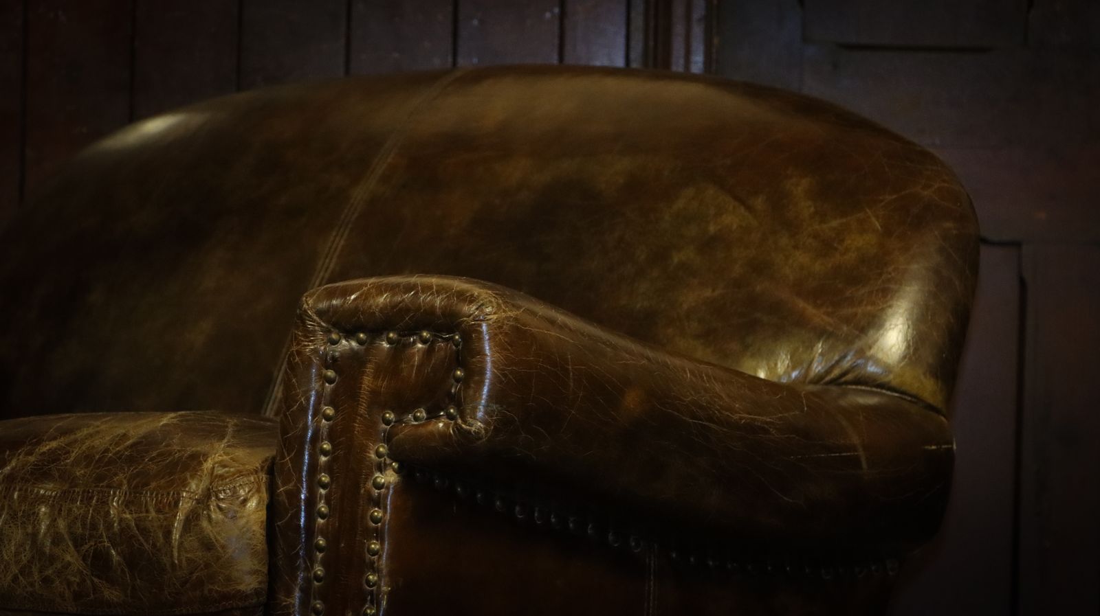 Furniture Truly Stunning Timothy Oulton Halo Leather Sofa Antique Whisky Tan Very Rare photo
