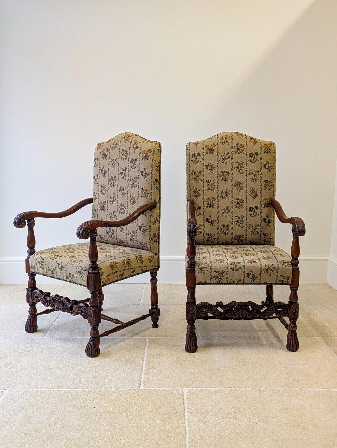 Pair Of Antique Late Victorian Walnut Armchairs C.1890 photo 895.0