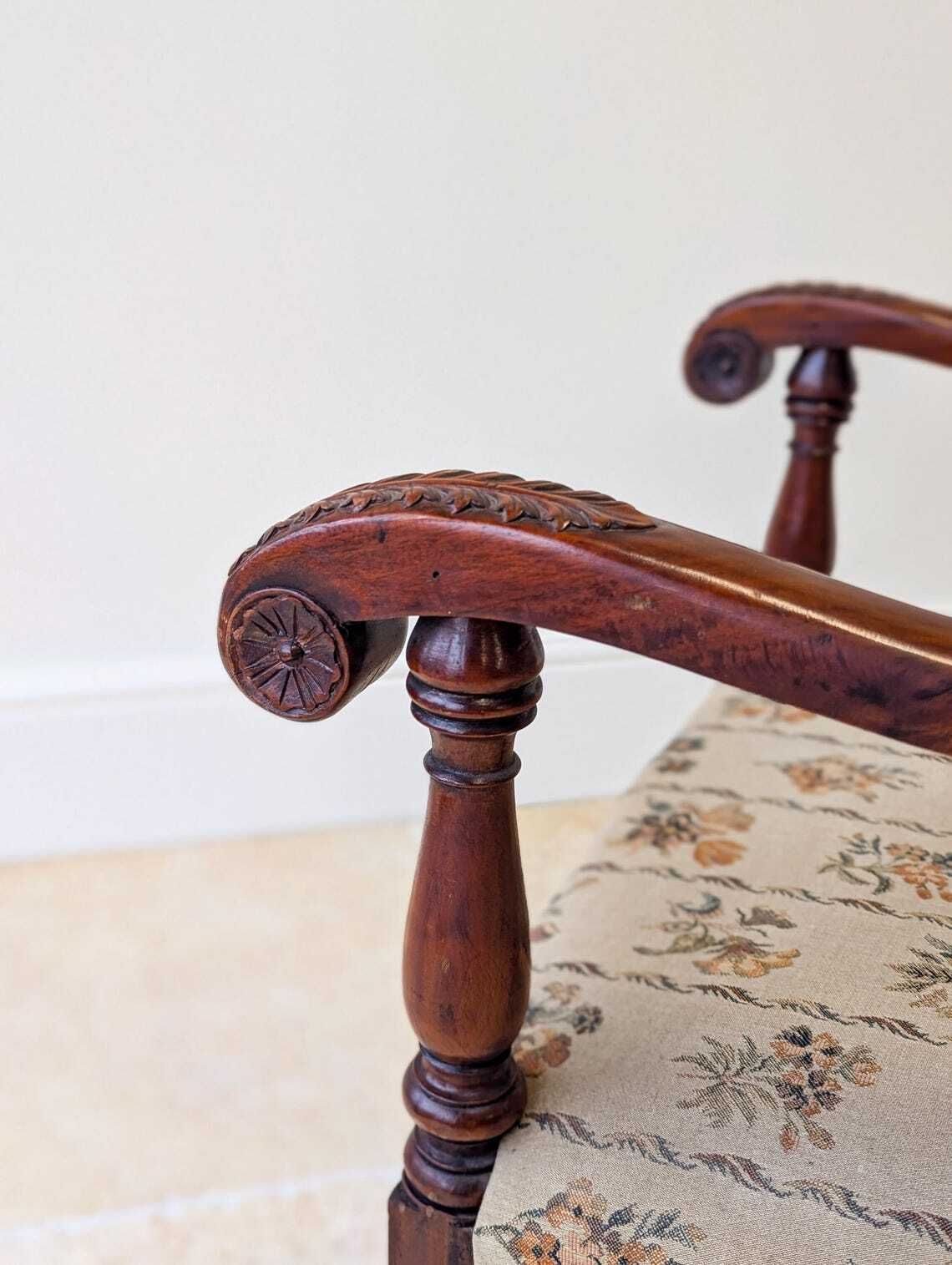 photo furniture Pair Of Antique Late Victorian Walnut Armchairs C.1890