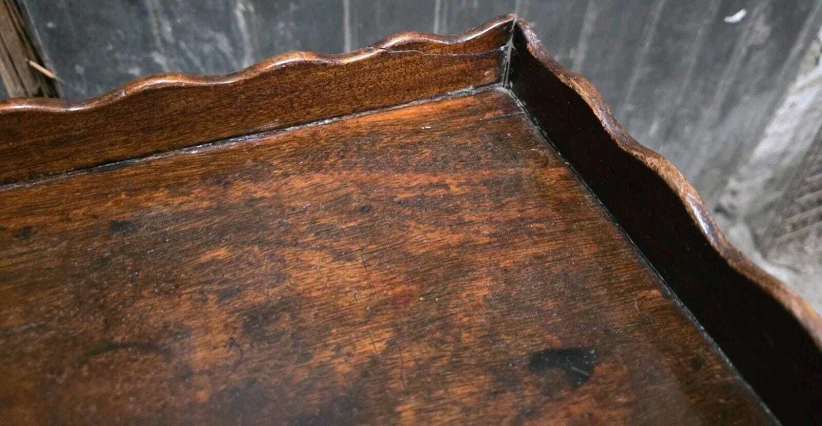 photo furniture Antique 19th Century Regency Mahogany Chesf Of Drawers Cabinet