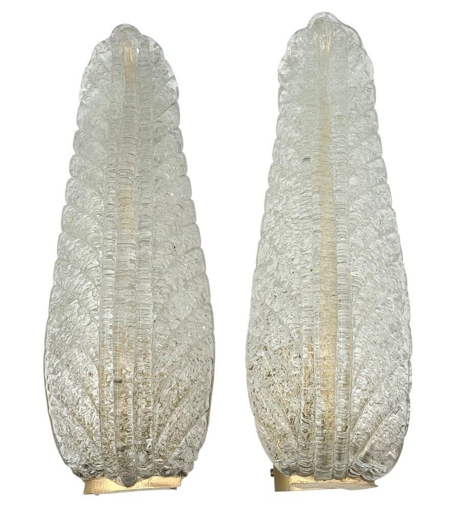 A Pair Of Art Deco 1940s Barovier & Toso Murano Glass Feather Wall Sconces