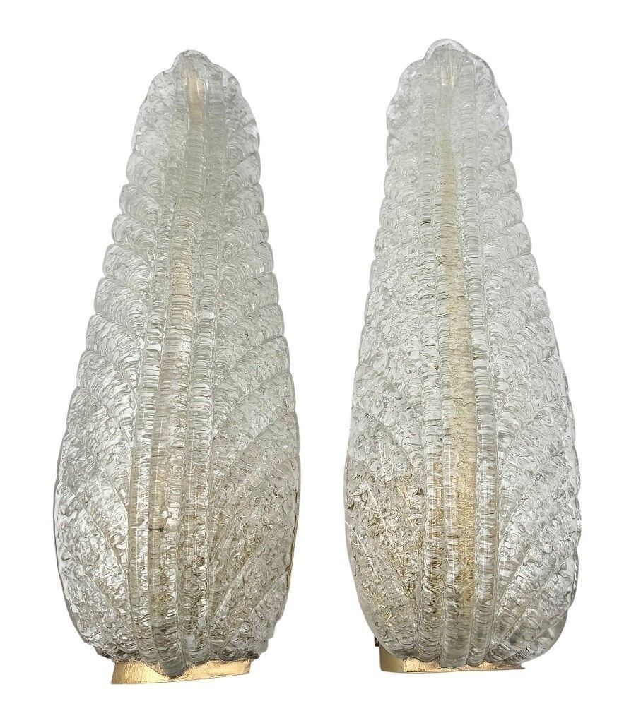 A Pair Of Art Deco 1940s Barovier & Toso Murano Glass Feather Wall Sconces photo vinterior