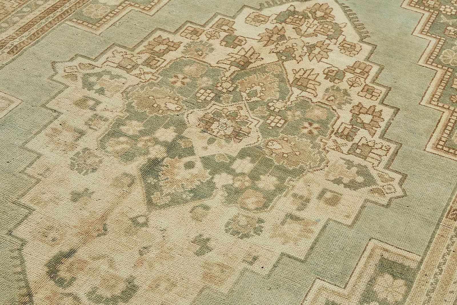 Beige Handmade Vintage Rug 177 Cm X 324 Cm photo 1109.0