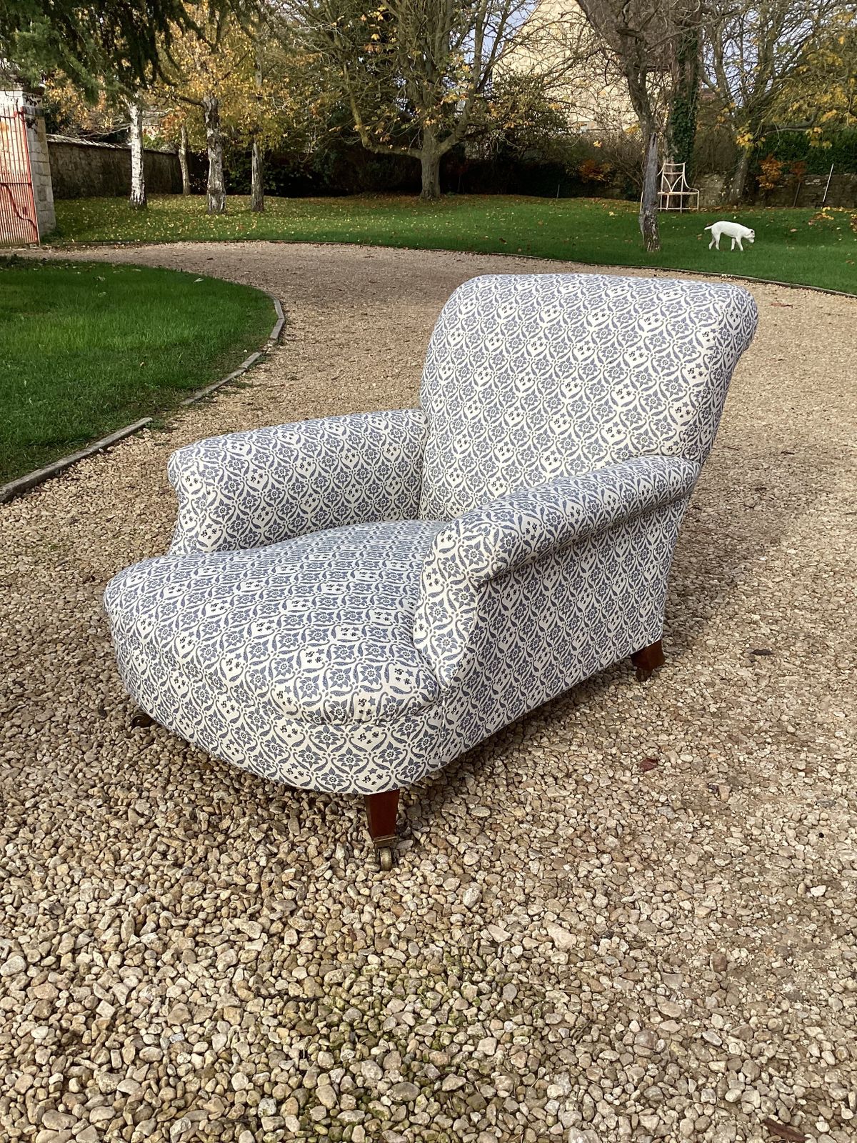 Large Howard Club Armchair, 1900s