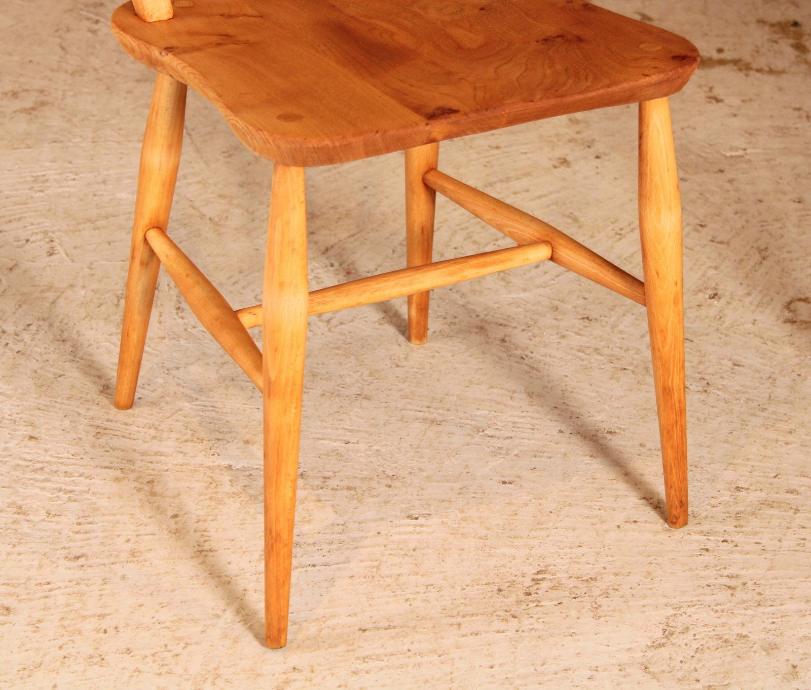 Set Of 2 Of Mid Century Ercol Elm And Beech Chairs Circa 1950s photo 400.0