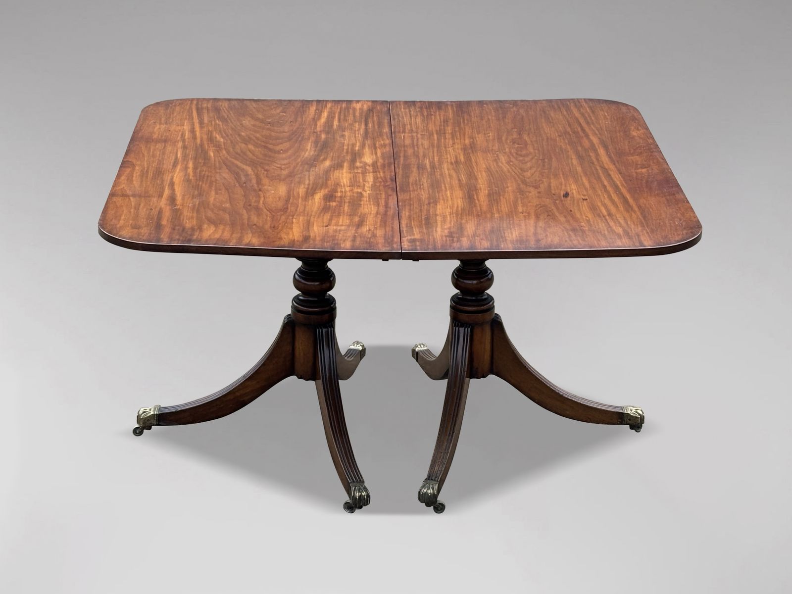 Early 19th Century Georgian Mahogany Twin Pedestal Dining Table photo vinterior