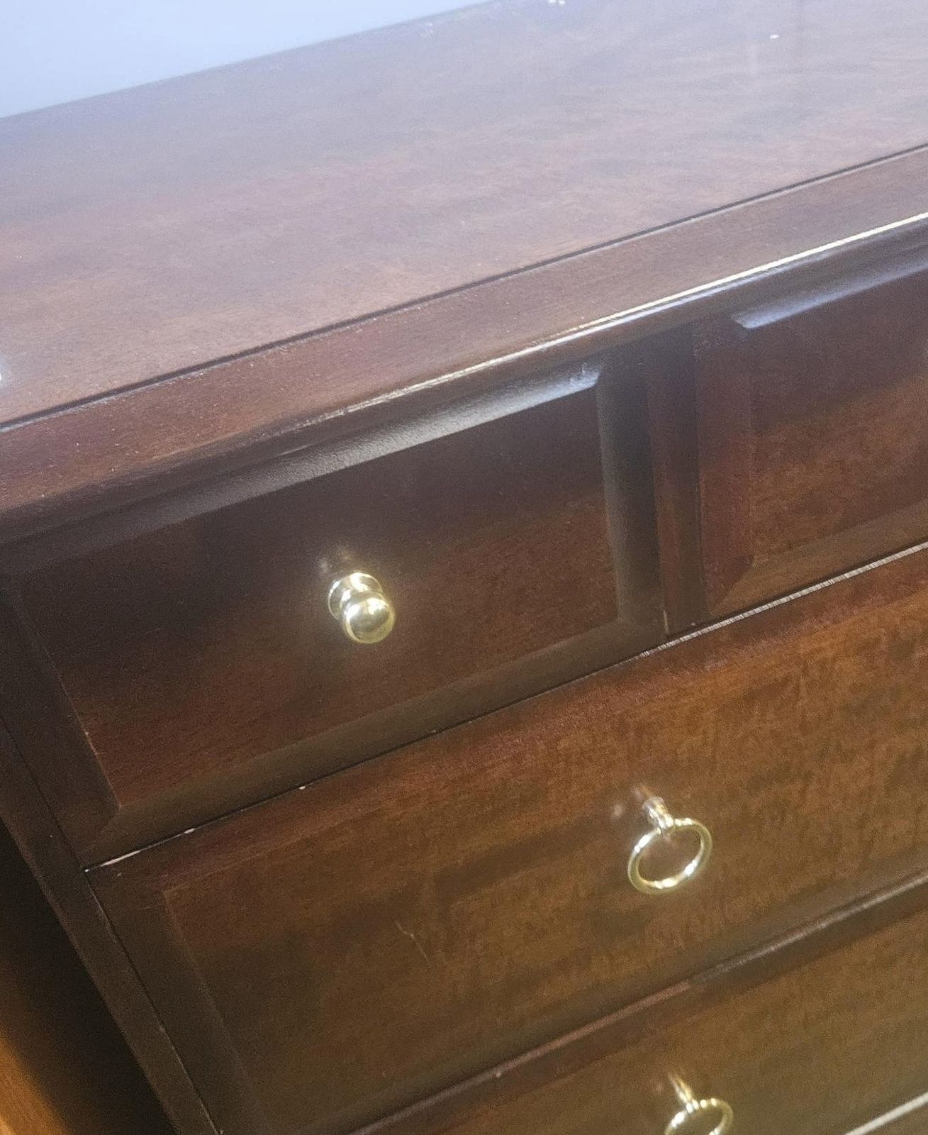 Stag Minstrel 4 Over 2 Drawers 6 Drawer Low Wide Chest photo for sale