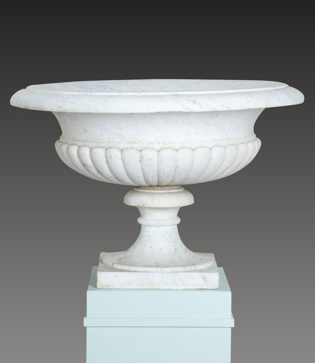 Home Decor Pair Of 19th Century Italian Marble Tazza Urns photo